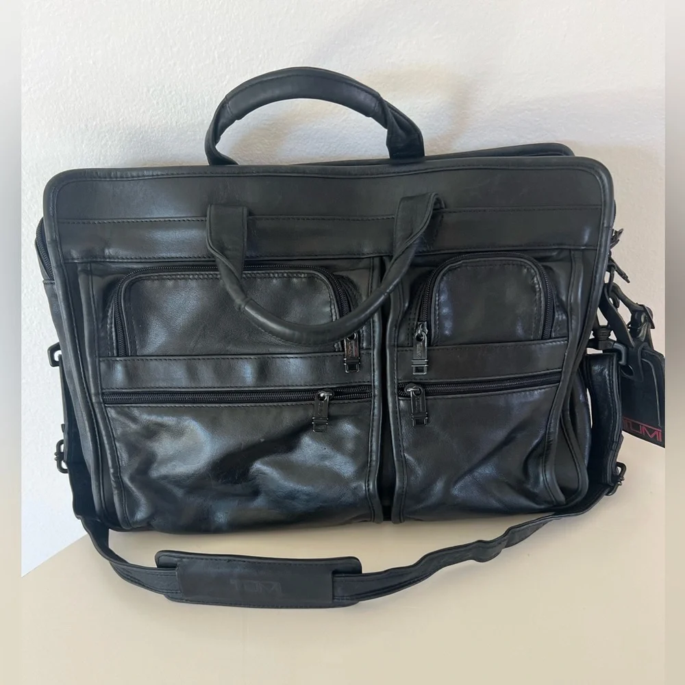 TUMI Vintage Black Leather Expandable Organizer Briefcase Business Laptop Bag